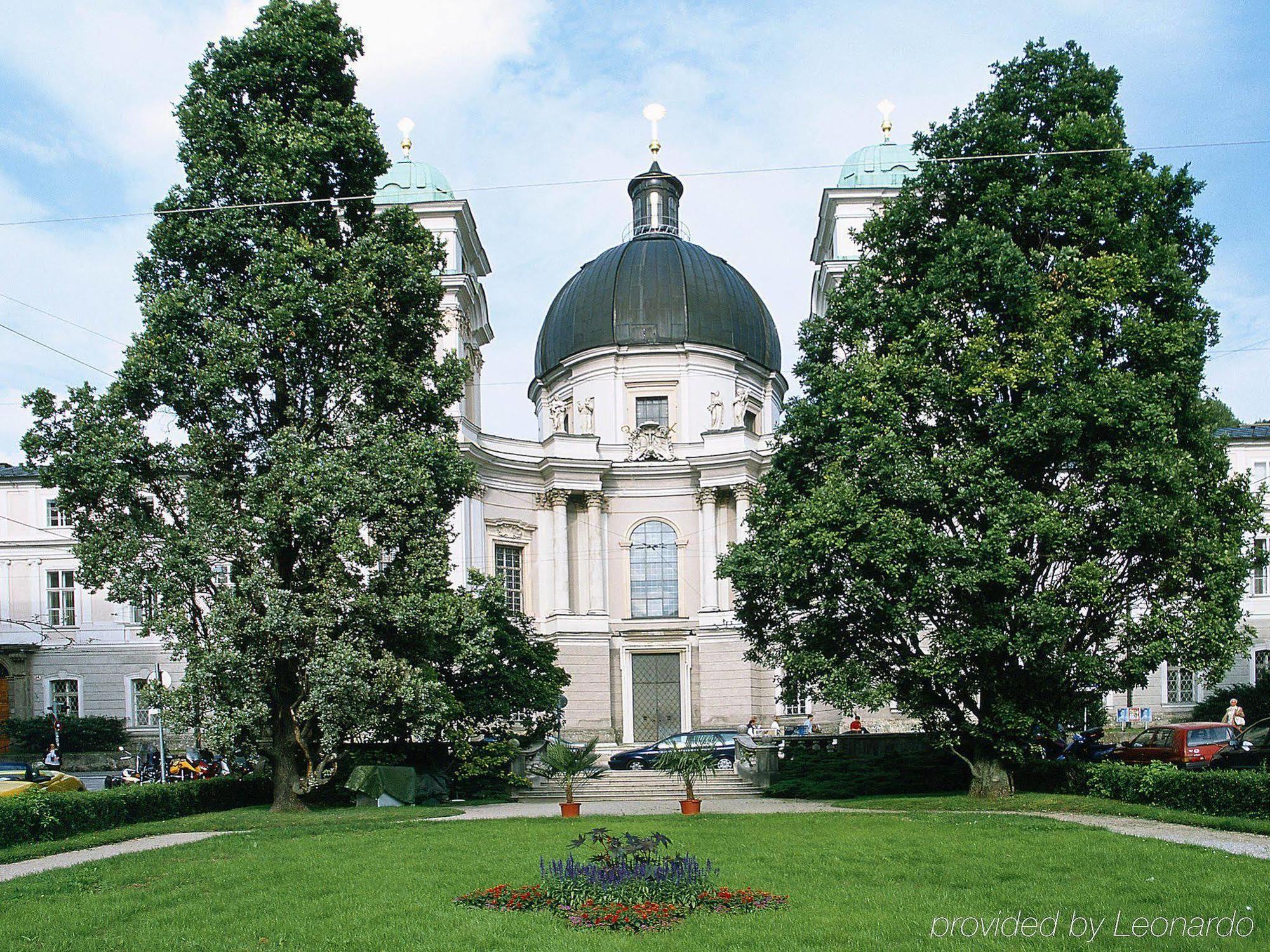 B&B Hotel Salzburg-Nord Buitenkant foto